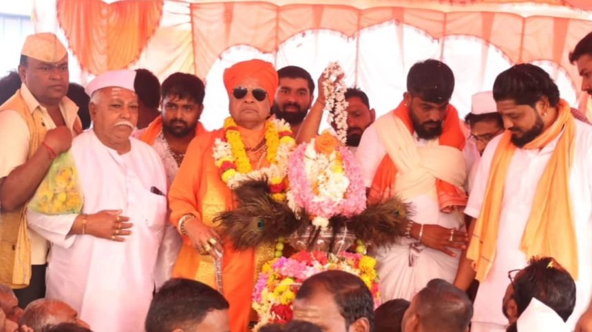 ಕಂಬಿ ಹೊತ್ತು ನಂಬಿ ಹೋಗುವವರಿಗೆ ಮಲ್ಲಯ್ಯ ಒಲಿಯುತ್ತಾನೆ: ಮಹಾಲಿಂಗೇಶ್ವರ ಶ್ರೀಗಳು