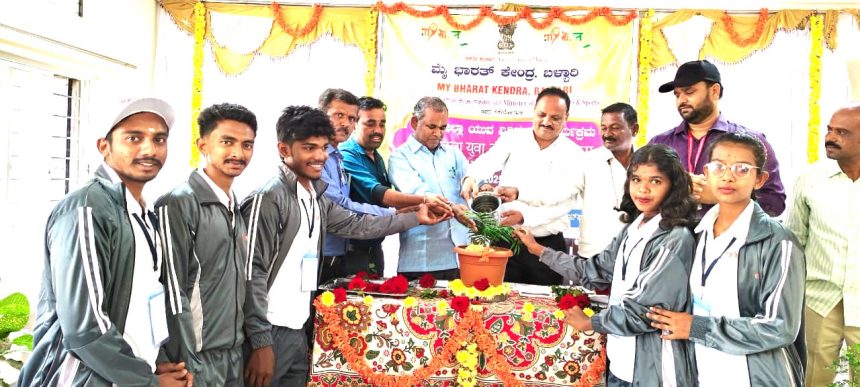 ಯುವಕರು ಕೌಶಲ್ಯಕ್ಕೆ ಒತ್ತು ನೀಡಿ: ಪಿ.ಎಸ್.ಹಟ್ಟಪ್ಪ