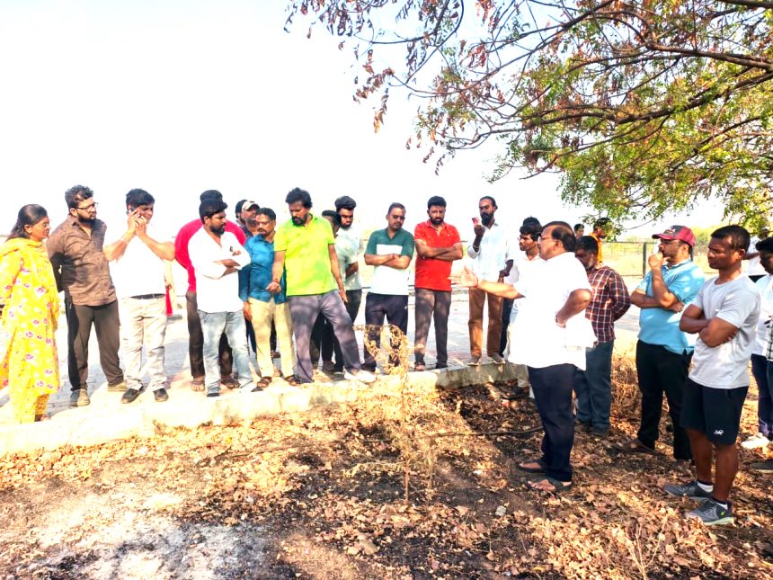 ಕ್ರೀಡಾಂಗಣದ  ಕೆರೆ ಪಾಲಿಕೆಗೆ ಹಸ್ತಾಂತರಿಸಲು ಮೇಯರ್ ಸೂಚನೆ