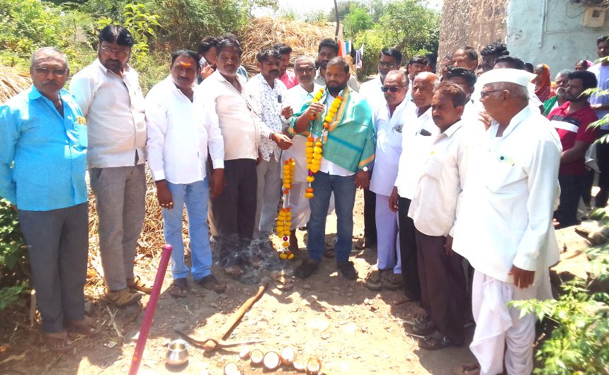 ಒಂದು ಕೋಟಿ ವೆಚ್ಚದ ನಿರ್ಮಾಣ ಕಾಮಗಾರಿಗಳಿಗೆ ಚಾಲನೆ ನೀಡಿದ ಶಾಸಕ ಮಹೇಂದ್ರ. ಒಂದು ಕೋಟಿ ವೆಚ್ಚದ ನಿರ್ಮಾಣ ಕಾಮಗಾರಿಗಳಿಗೆ ಚಾಲನೆ ನೀಡಿದ ಶಾಸಕ ಮಹೇಂದ್ರ.