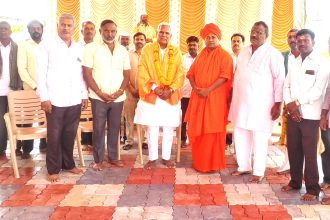 ಕೆಂಗೇರಿಮಡ್ಡಿಯಲ್ಲಿ ಬೀರಸಿದ್ದೇಶ್ವರ ಜಾತ್ರೆ ಜರುಗಿತು. ದೇವಸ್ಥಾನಗಳು ಬೆಳೆದಷ್ಟು ನಮ್ಮ ಸಂಸ್ಕೃತಿ,ಧರ್ಮದ ಉಳಿವು ಸಾಧ್ಯ- ಸಿದ್ದು ಸವದಿ