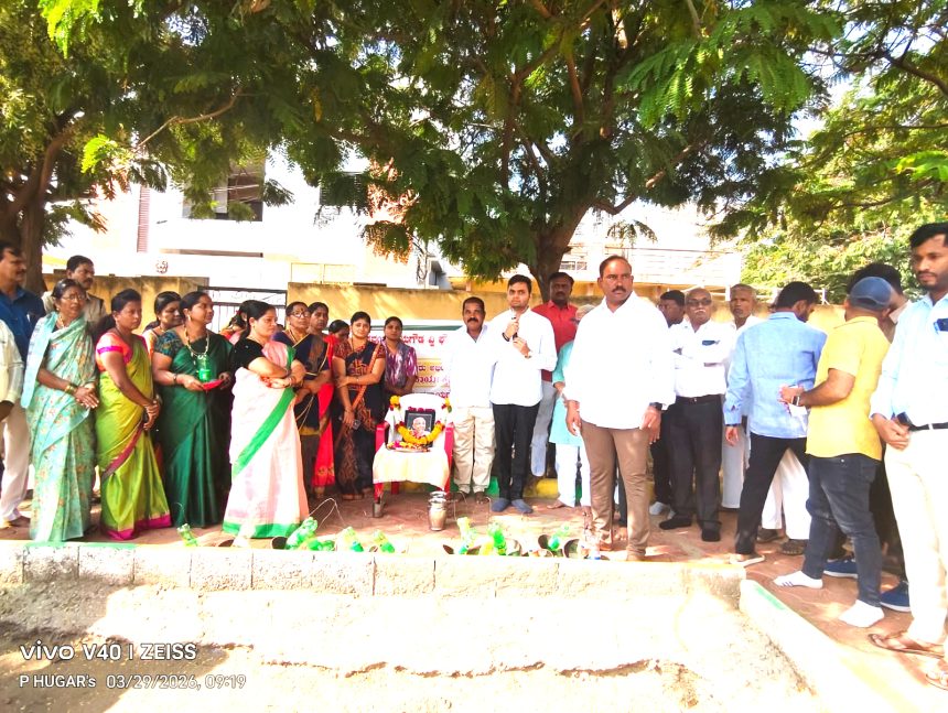 ಹಕ್ಕಿಗೊಂದು ಹನಿ ನೀರು ಅಭಿಯಾನ ಹಕ್ಕಿಗೊಂದು ಹನಿ ನೀರು ಅಭಿಯಾನ