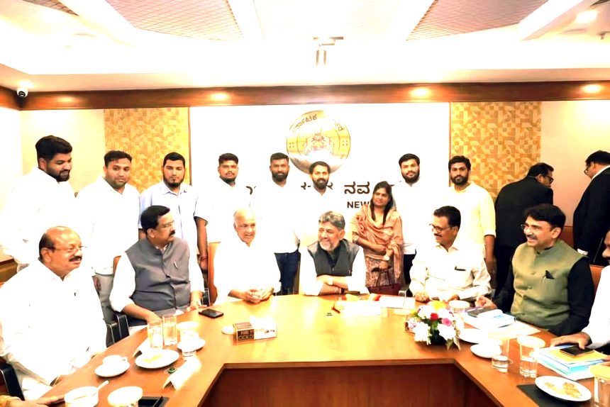 ನೀರಾವರಿ ಯೋಜನೆಗಳ ಸಭೆಯಲ್ಲಿ ರಾಜ್ಯಸಭಾ ಸದಸ್ಯರು ಭಾಗಿ