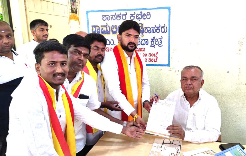 ಬಳ್ಳಾರಿಯಲ್ಲಿ ಎಸಿ ಬಸ್ಗಳನ್ನು ಆರಂಭಿಸುವಂತೆ ಸಾರಿಗೆ ಸಚಿವರಿಗೆ ಮನವಿ ಬಳ್ಳಾರಿಯಲ್ಲಿ ಎಸಿ ಬಸ್ಗಳನ್ನು ಆರಂಭಿಸುವಂತೆ ಸಾರಿಗೆ ಸಚಿವರಿಗೆ ಮನವಿ