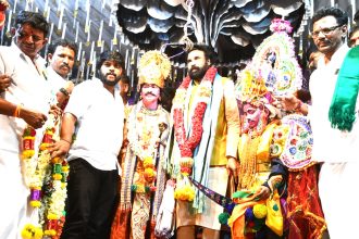 ತೆಕ್ಕಲಕೋಟೆಯಲ್ಲಿ ಬಯಲಾಟ ಮಹೋತ್ಸವ: ಕಲಾ ಪರಂಪರೆ ಉಳಿಸುವ ಅಗತ್ಯ — ಶ್ರೀರಾಮುಲು, ಎಂ.ಎಸ್.ಸಿದ್ದಪ್ಪ