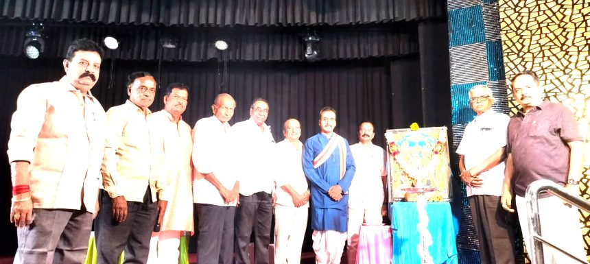 ಪಂಚಾಂಗದಿಂದ ಭಯಭೀತರಾಗುವ ಅಗತ್ಯವಿಲ್ಲ, ಅದರ ಸಹಾಯದಿಂದ ಬದುಕಿನ ಪೂರ್ವ ಯೋಜನೆ ರೂಪಿಸಿಕೊಳ್ಳಬಹುದಾಗಿದೆ ; ಡಾ. ಎ ಮಹೇಶ್ ಶರ್ಮ ಪಂಚಾಂಗದಿಂದ ಭಯಭೀತರಾಗುವ ಅಗತ್ಯವಿಲ್ಲ, ಅದರ ಸಹಾಯದಿಂದ ಬದುಕಿನ ಪೂರ್ವ ಯೋಜನೆ ರೂಪಿಸಿಕೊಳ್ಳಬಹುದಾಗಿದೆ ; ಡಾ. ಎ ಮಹೇಶ್ ಶರ್ಮ