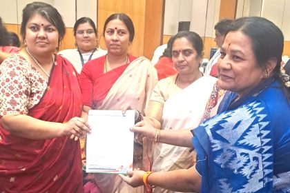 ಅಡ್ಡಿ ಅತಂಕಗಳ ನಡುವೆ ಮತ್ತೆ ಕಾಂಗ್ರೆಸ್ ಜಿಲ್ಲಾ ಅಧ್ಯಕ್ಷೆಯಾಗಿ ಮತ್ತೆ ಮಂಜುಳ ನೇಮಕ