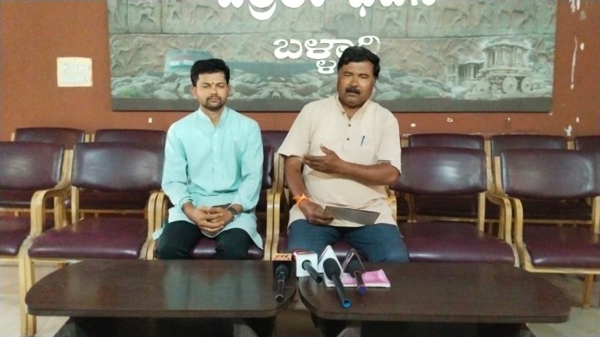 ರಾಜ್ಯ ಮಟ್ಟದ “ಹುಲಿಕುಂಟೆ ಶ್ರೀ” ಪ್ರಶಸ್ತಿ ಪ್ರದಾನ ; ಕೆ ಹೊನ್ನೂರ್ ಸ್ವಾಮಿ ರಾಜ್ಯ ಮಟ್ಟದ “ಹುಲಿಕುಂಟೆ ಶ್ರೀ” ಪ್ರಶಸ್ತಿ ಪ್ರದಾನ ; ಕೆ ಹೊನ್ನೂರ್ ಸ್ವಾಮಿ