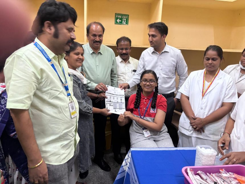 ಬಳ್ಳಾರಿ: ಜಿಲ್ಲಾ ಮಟ್ಟದ ಹೆಚ್‌ಪಿವಿ ಲಸಿಕಾ ಅಭಿಯಾನಕ್ಕೆ ಚಾಲನೆ 14 ವರ್ಷದ ಹೆಣ್ಣು ಮಕ್ಕಳು ತಪ್ಪದೇ ಹೆಚ್.ಪಿ.ವಿ ಲಸಿಕೆ ಪಡೆಯಿರಿ: ಜಿಪಂ ಸಿಇಒ ಮಹಮ್ಮದ್ ಹಾರೀಸ್ ಸುಮೇರ್