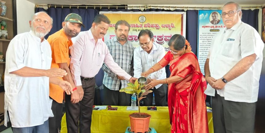 *ಕನ್ನಡ ಮಹಿಳಾ ಸಾಹಿತ್ಯದ ಆರಂಭದ ಕುರುಹುಗಳು ವಚನ ಸಾಹಿತ್ಯದಲ್ಲಿವೆ-ಡಾ.ಕೆ.ಎಸ್.ಶಿವಪ್ರಕಾಶ್*