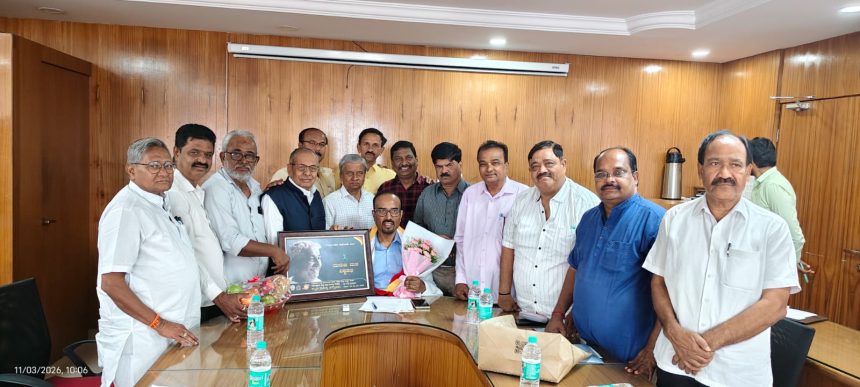 ಅಖಿಲ ಭಾರತ ಕನ್ನಡ ಸಾಹಿತ್ಯ ಸಮ್ಮೇಳನಕ್ಕೆ  ಚಾಲನೆ ನೀಡಲು ಆಗ್ರಹ