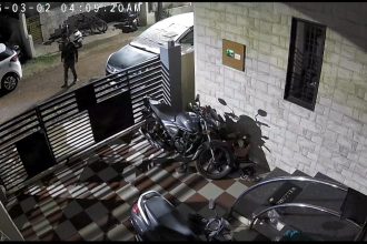 ಸಚಿವೆ ಹೆಬ್ಬಾಳ್ಕರ್ ಮನೆ ಸಮೀಪವೇ ಪೆಟ್ರೋಲ್ ಕಳ್ಳರ ಹಾವಳಿ ಲಾಂಗು ಮಚ್ಚು ಹಿಡಿದು ರಸ್ತೆಯಲ್ಲಿ ಅಟ್ಟಹಾಸ.‌