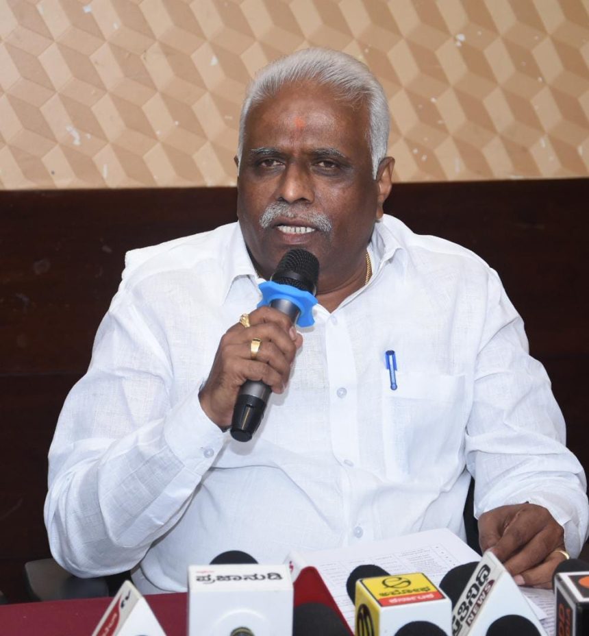 ಜಿಲ್ಲೆಯ 1158 ಪ್ರಾಥಮಿಕ ಕೃಷಿ ಪತ್ತಿನ ಸಹಕಾರ ಸಂಘಗಳ ಗಣಕೀಕರಣ:    ಸಂಸದ ಈರಣ್ಣ ಕಡಾಡಿ