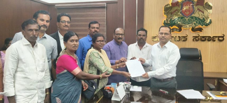 ಕೆರೆ ನಿರ್ಮಿಸಲು ಆಗ್ರಹಿಸಿ ಜಿಲ್ಲಾಧಿಕಾರಿಗಳಿಗೆ ಮನವಿ