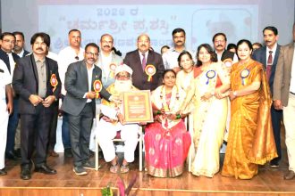 ಪ್ರಲ್ಹಾದ ಪಾಂಡವರಿಗೆ “ಚರ್ಮಶ್ರೀ” ಪ್ರಶಸ್ತಿ