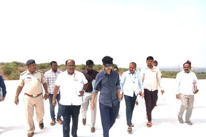 ಯರಗಟ್ಟಿ ಪ್ರಜಾಸೌಧ ನಿರ್ಮಾಣ ಸ್ಥಳ ಪರಿಶೀಲನೆ ಮಾಡಿದ ಜಿಲ್ಲಾಧಿಕಾರಿ