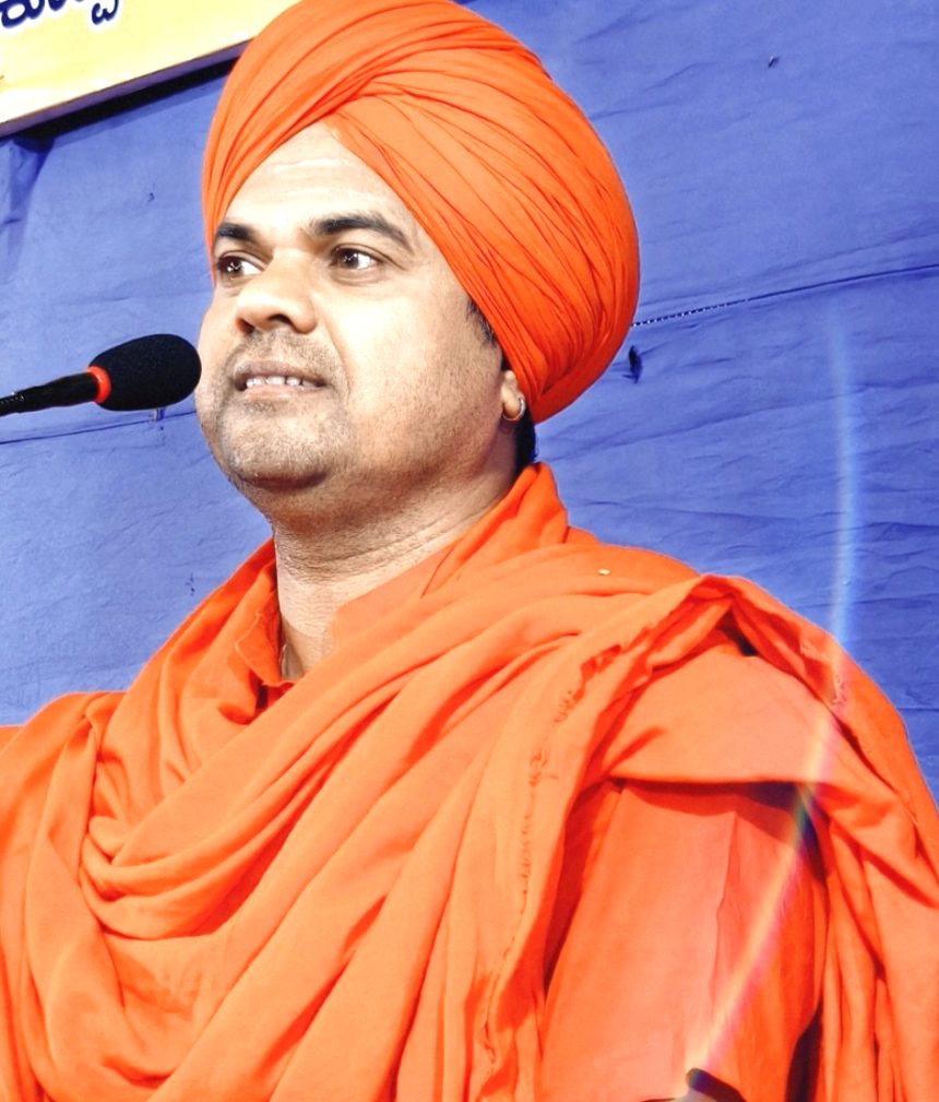 “ನಾಡಿನ ಅನೇಕ ಮಹಾತ್ಮರು ನಮ್ಮ ಸಂಸ್ಕೃತಿ ಮತ್ತು ನೀತಿಗಳನ್ನು ಉಳಿಸಿ ಭಕ್ತರಿಗೆ ಸನ್ಮಾರ್ಗ ತೋರಿದ್ದಾರೆ”