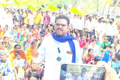 ಭೂ ಒಡೆತನ ಯೋಜನೆ ಅಡಿ ದರ ಸಮಿತಿ ರಚಿಸಿ ಭೂ ರೈತರಿಗೆ ಭೂಮಿ ನೀಡಿ ; ಸಿ ಆನಂದ್ ಕುಮಾರ್ ಕುಡುತಿನಿ ಒತ್ತಾಯ 