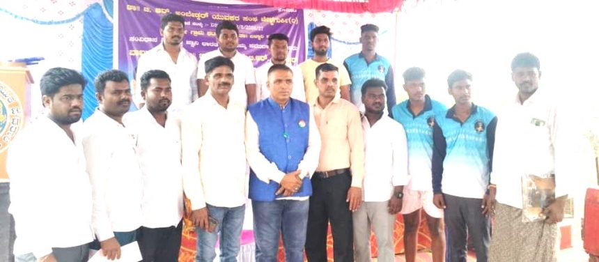 ಅಂಬೇಡ್ಕರ್ ಜಯಂತಿ: ಅರೆಸೈನಿಕರಿಗೆ ವಿಶೇಷ ಸನ್ಮಾನ ಕಾರ್ಯಕ್ರಮ ಅಂಬೇಡ್ಕರ್ ಜಯಂತಿ: ಅರೆಸೈನಿಕರಿಗೆ ವಿಶೇಷ ಸನ್ಮಾನ ಕಾರ್ಯಕ್ರಮ