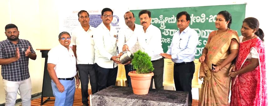 ಅಭಿವೃದ್ಧಿ ಯೋಜನೆಗಳನ್ನು ರೂಪಿಸಲು ಜನಗಣತಿಯ ದತ್ತಾಂಶ ಅತೀ ಅವಶ್ಯ : ಪ್ರಕಾಶ ಹೊಳೆಪ್ಪಗೋಳ ಅಭಿವೃದ್ಧಿ ಯೋಜನೆಗಳನ್ನು ರೂಪಿಸಲು ಜನಗಣತಿಯ ದತ್ತಾಂಶ ಅತೀ ಅವಶ್ಯ : ಪ್ರಕಾಶ ಹೊಳೆಪ್ಪಗೋಳ