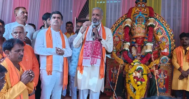 ಜಾತ್ರೆಗಳಿಂದ ಪ್ರೀತಿ, ವಿಶ್ವಾಸ ಹೆಚ್ಚಳ : ಸಂಸದ ಕಾಗೇರಿ ಜಾತ್ರೆಗಳಿಂದ ಪ್ರೀತಿ, ವಿಶ್ವಾಸ ಹೆಚ್ಚಳ : ಸಂಸದ ಕಾಗೇರಿ