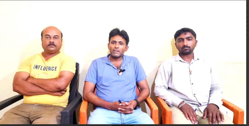 ಅಥಣಿಯಲ್ಲಿ ರಾಮಾನಂದಾಚಾರ್ಯಜೀ ಮಹಾರಾಜರ ಪಾದುಕಾ ದರ್ಶನ ಕಾರ್ಯಕ್ರಮ ಅಥಣಿಯಲ್ಲಿ ರಾಮಾನಂದಾಚಾರ್ಯಜೀ ಮಹಾರಾಜರ ಪಾದುಕಾ ದರ್ಶನ ಕಾರ್ಯಕ್ರಮ