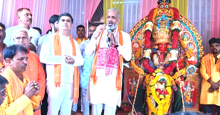 ಜಾತ್ರೆಗಳಿಂದ ಪ್ರೀತಿ, ವಿಶ್ವಾಸ ಹೆಚ್ಚಳ : ಸಂಸದ ಕಾಗೇರಿ ಜಾತ್ರೆಗಳಿಂದ ಪ್ರೀತಿ, ವಿಶ್ವಾಸ ಹೆಚ್ಚಳ : ಸಂಸದ ಕಾಗೇರಿ