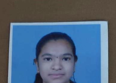 ದಾನೇಶ್ವರಿ ಕಾಡಣ್ಣವರ ವಿಜ್ಞಾನ ವಿಭಾಗದಲ್ಲಿ 97% ಅಂಕ.