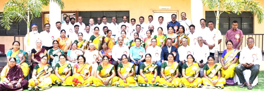 ಸವಿಸವಿ ನೆನಪಿನ ಸ್ನೇಹ ಸಮ್ಮಿಲನ, ಅಕ್ಷರ ಋಣಕ್ಕೆ ಗುರುವಂದನ !