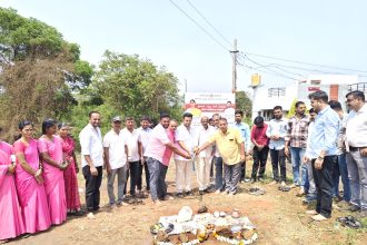 ವಿವಿಧೆಡೆ ಅಭಿವೃದ್ಧಿ ಕಾಮಗಾರಿಗಳಿಗೆ ಭೂಮಿ ಪೂಜೆ