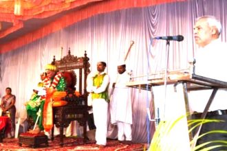 ಸಾವಳಗಿ ಸಿದ್ದ ಸಂಸ್ಥಾನ ಮಠದ ಶಿವಲಿಂಗೇಶ್ವರ ಜಾತ್ರಾ ಮಹೋತ್ಸವ ಮಕ್ಕಳಲ್ಲಿ ಸಂಸ್ಕಾರ ಬೆಳೆಸುವುದು ಮುಖ್ಯ:  ಪ್ರಾಚಾರ್ಯ ಡಾ. ಎಸ್.ಸಿ. ಕಮತೆ