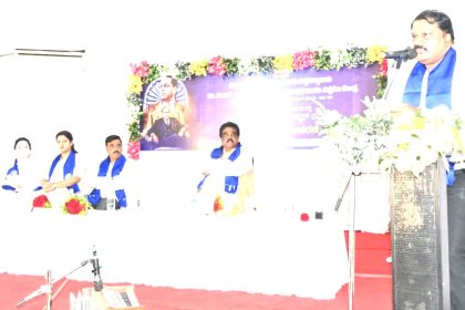 ವಿಎಸ್‌ಕೆ ವಿವಿ: ಡಾ.ಬಿ.ಆರ್ ಅಂಬೇಡ್ಕರ್ 135ನೇ ಜಯಂತಿ ಭೌತಿಕ ಆಸ್ತಿಗಿಂತ ಬೌದ್ಧಿಕ ಆಸ್ತಿಗಳ ಕೊಡುಗೆ: ಪ್ರೊ.ದಳವಾಯಿ