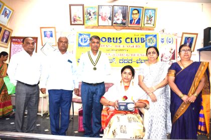 ಮಹಿಳೆಯರು ಮಾಡುವ ವಿಶಿಷ್ಟ ಕೆಲಸಗಳನ್ನು ಪುರುಷರು ಮಾಡಲು ಸಾಧ್ಯವಿಲ್ಲ : ಡಾ. ಸವಿತಾ ಹಿರೇಗೌಡರ